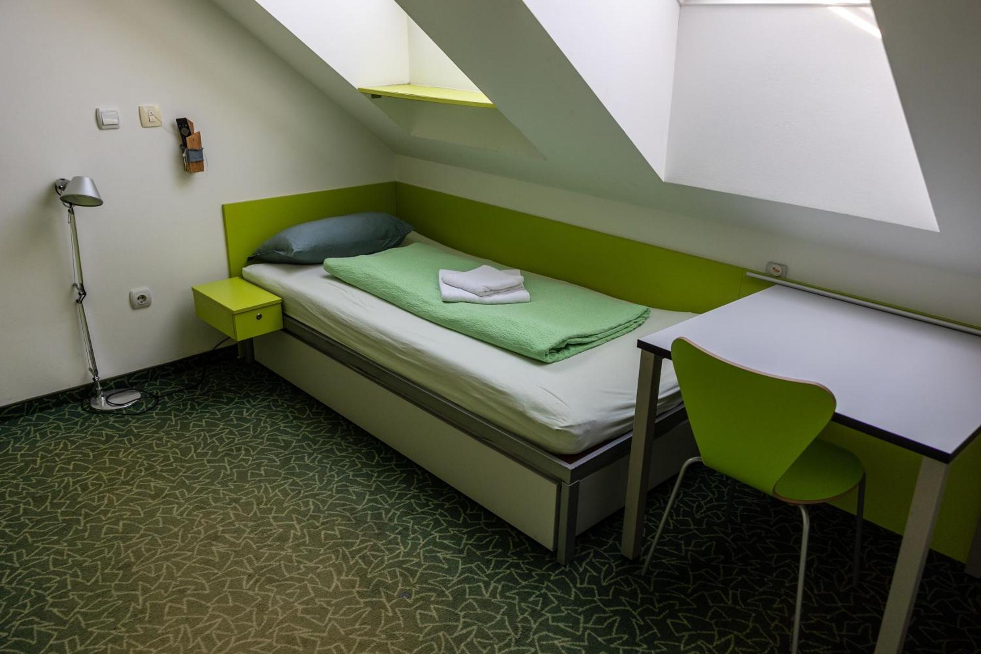 Hostel Pekarna Марібор Номер фото